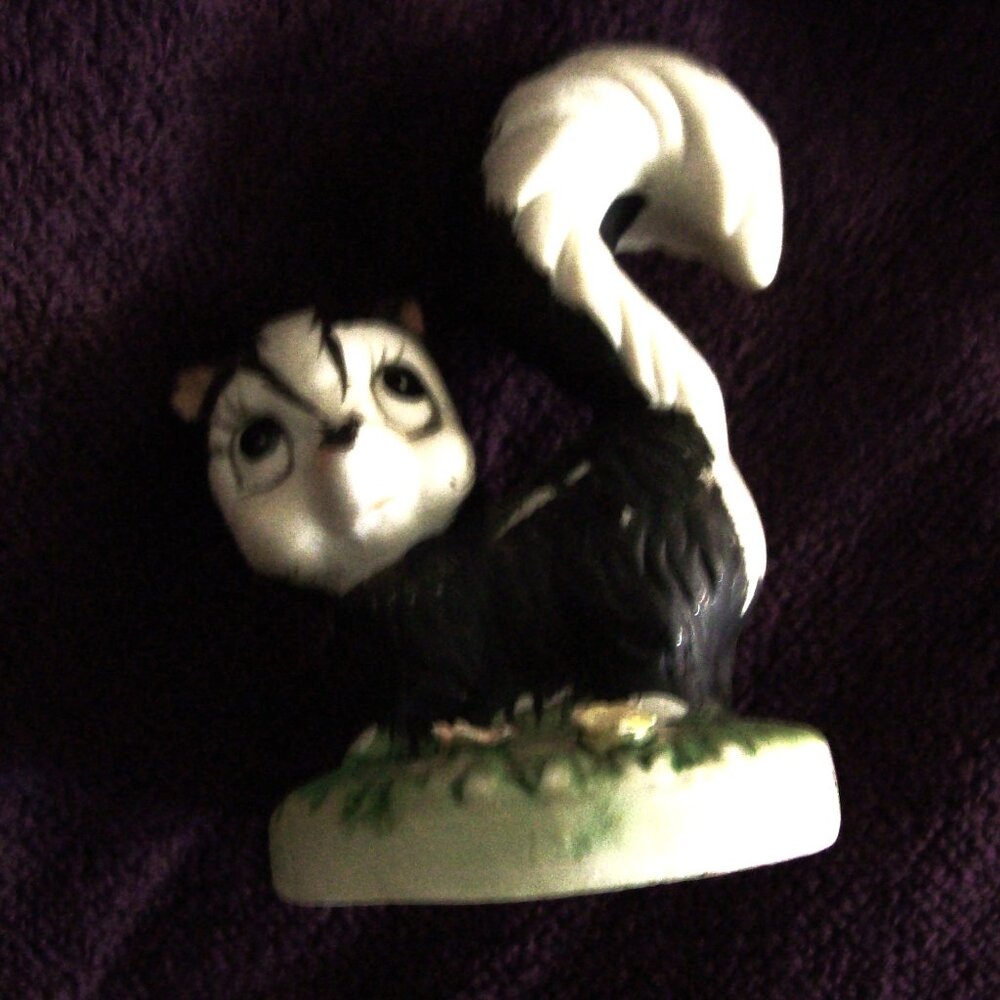 Vintage Skunk Figurine- Furry Forest Friend Figures- Home Decor Collectibles